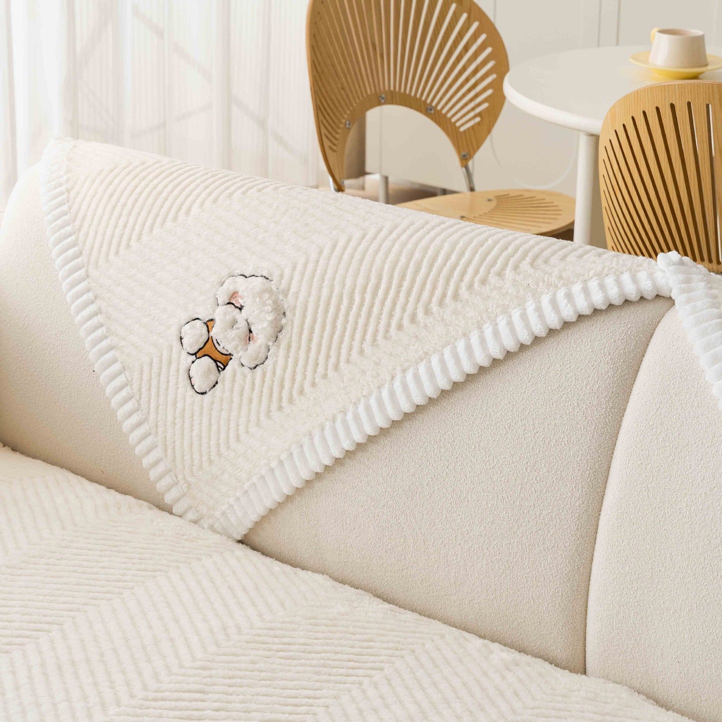 Cartoon Teddy Sofa Cushion Non-Slip Cover Towel – Flannel Dust Cover with Cute Animal Pattern