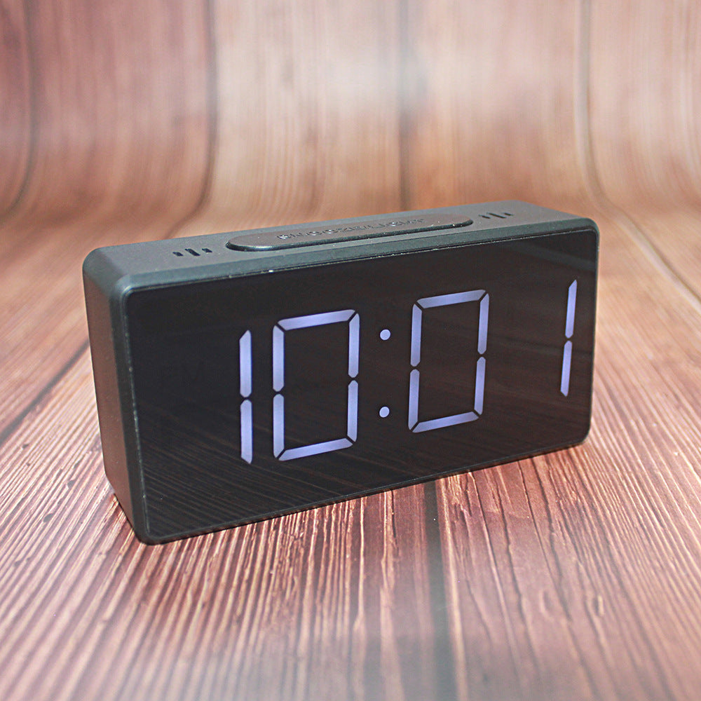 Simple electronic clock