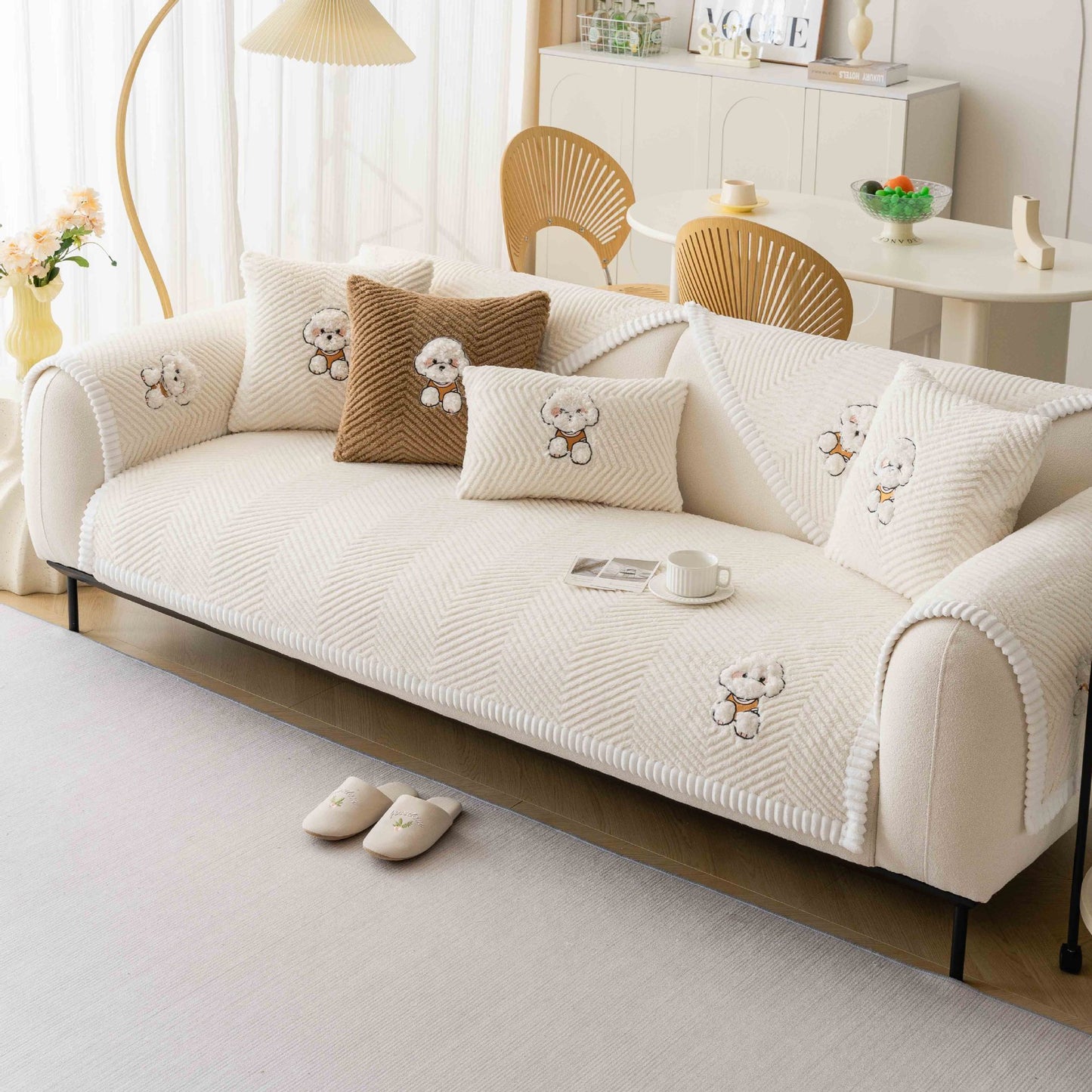 Cartoon Teddy Sofa Cushion Non-Slip Cover Towel – Flannel Dust Cover with Cute Animal Pattern