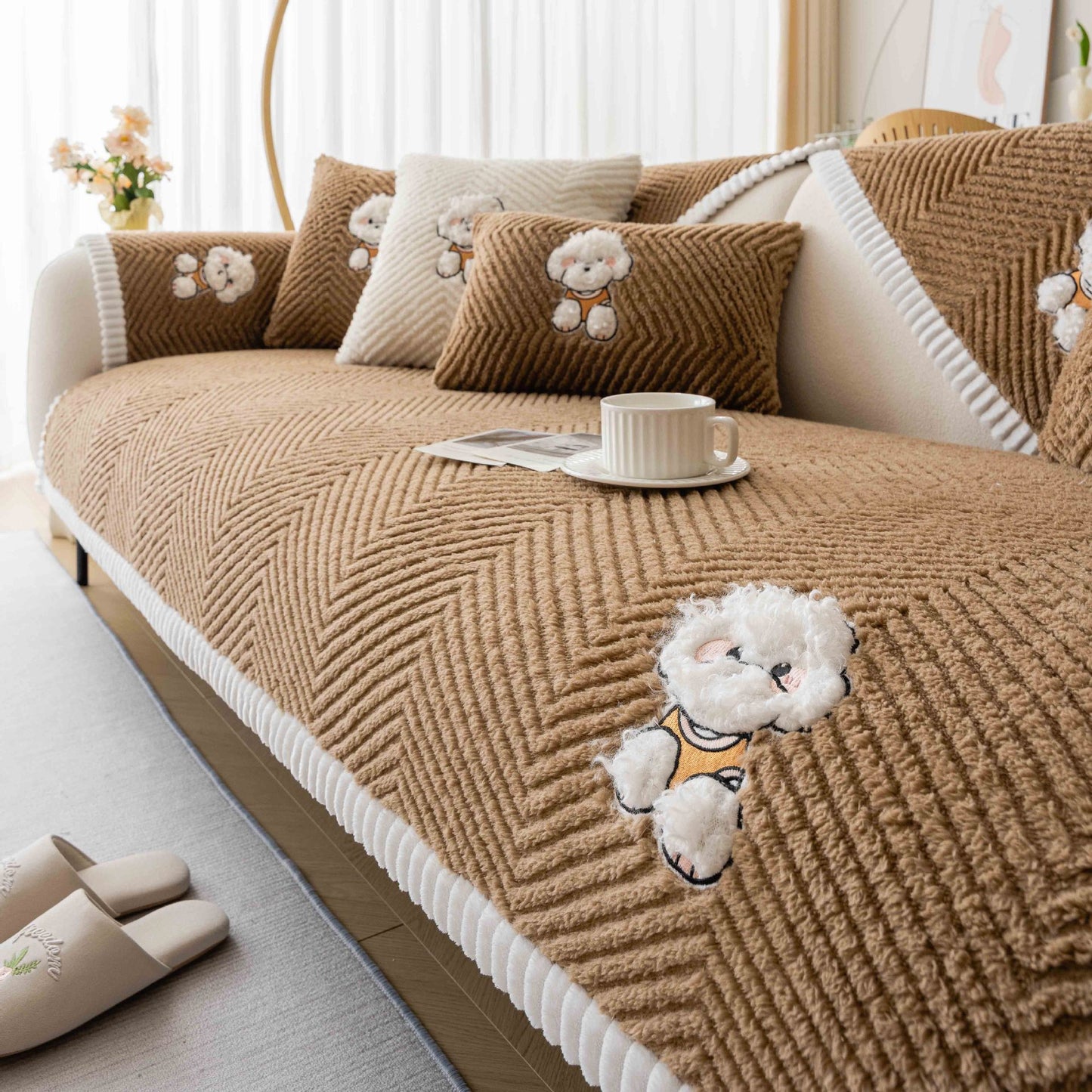 Cartoon Teddy Sofa Cushion Non-Slip Cover Towel – Flannel Dust Cover with Cute Animal Pattern