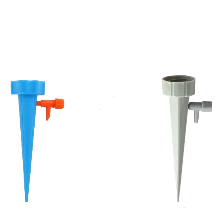 Comparison of two watering can bottles with text and rating system on a white background