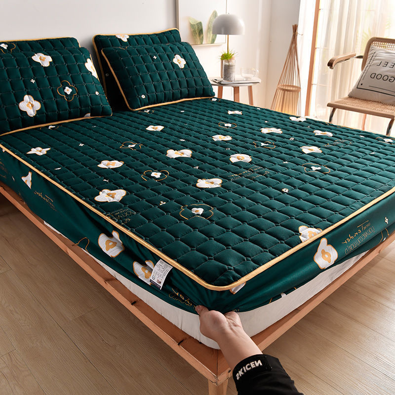Mattress Cover – All-Inclusive Dust Protection with Optional Pillowcases