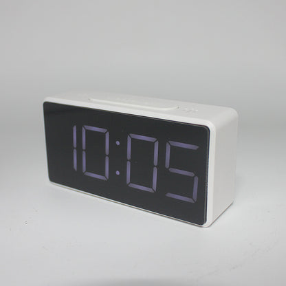 Simple electronic clock