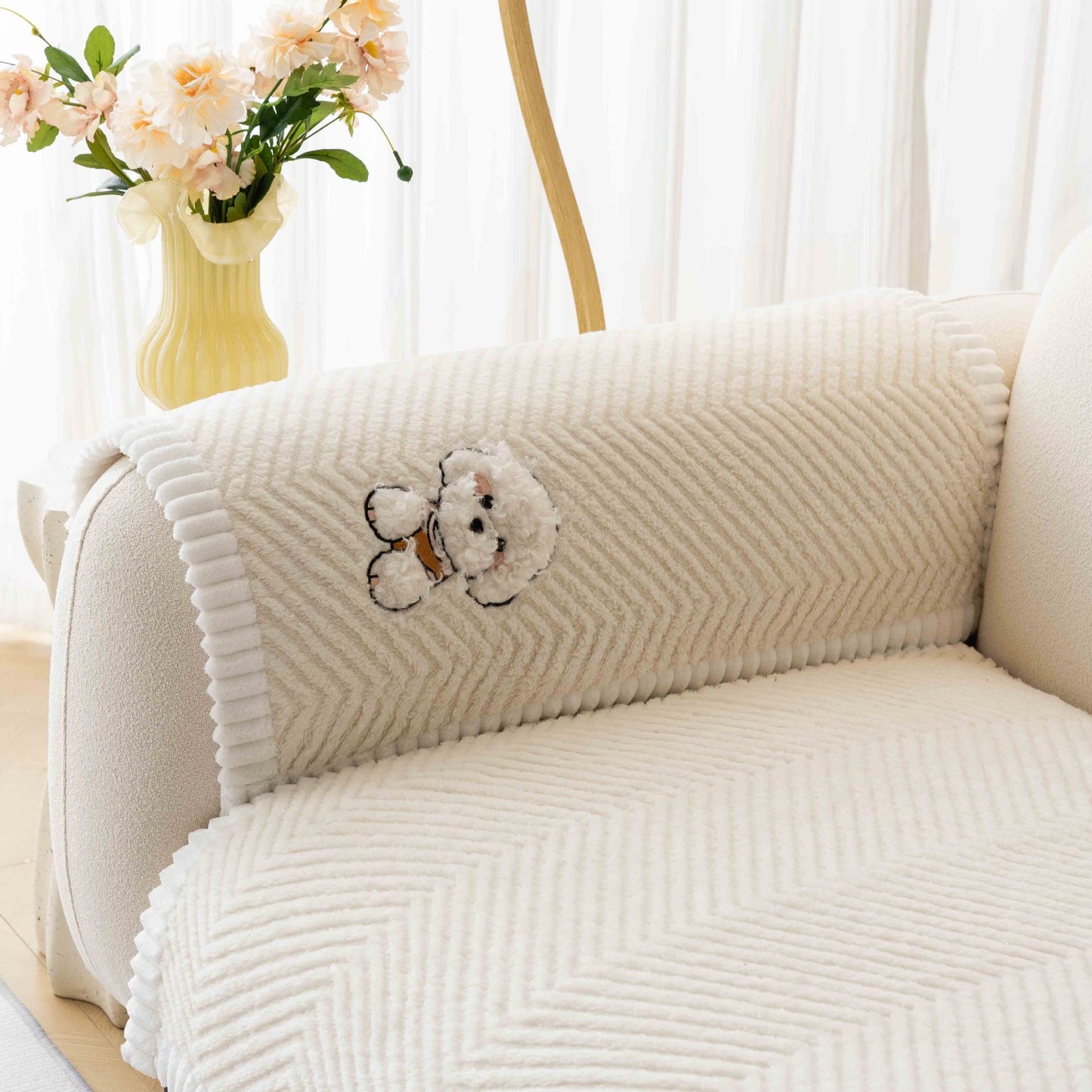 Cartoon Teddy Sofa Cushion Non-Slip Cover Towel – Flannel Dust Cover with Cute Animal Pattern