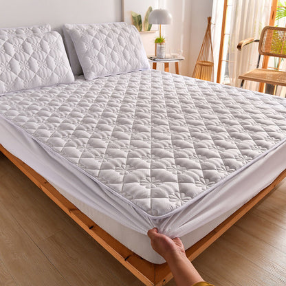 Mattress Cover – All-Inclusive Dust Protection with Optional Pillowcases