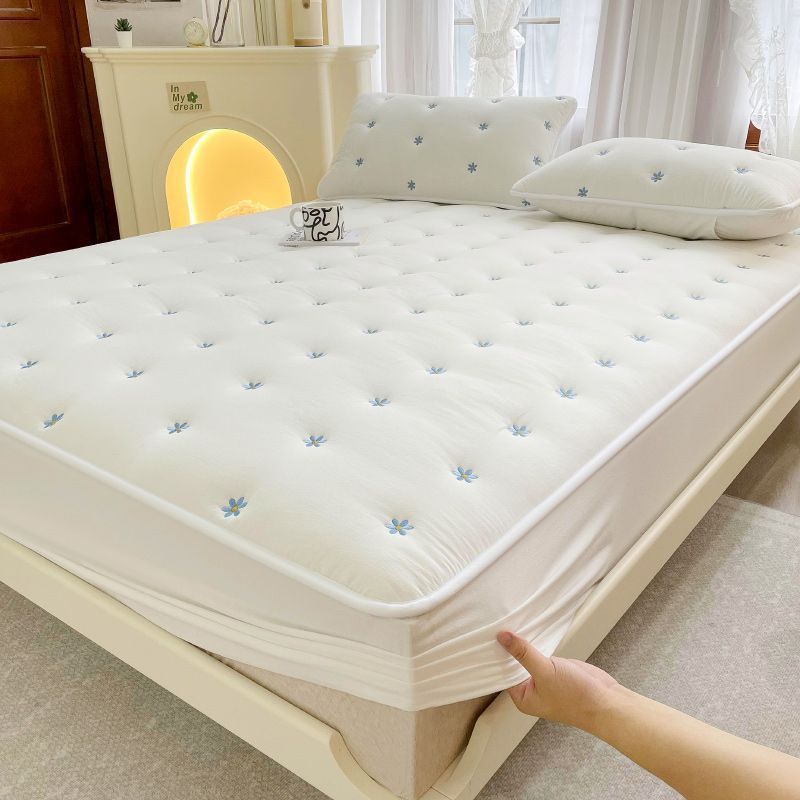 Embroidered Cotton Soybean One-Piece Fiber Mattress Cover – All-Inclusive Protection Fitted Sheet